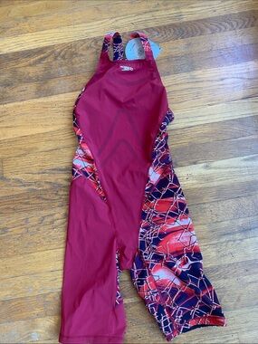 Lzr fast skin women’s size 26 NWT